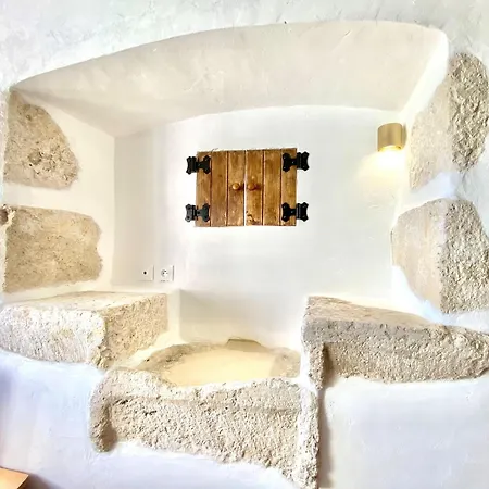 Petit De Calvet Apartment