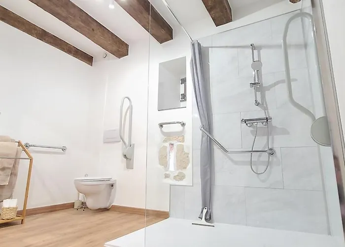 Petit De Calvet Sainte-Croix (Lot)